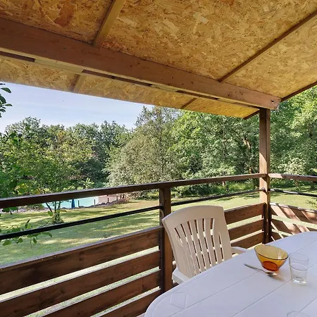 Casa vacanze Les 3 De Laupié *